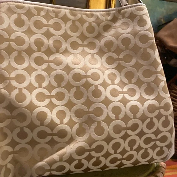 Coach Madison Phoebe Op Art Sateen Bag Purse 26448 Light Khaki Champagne Pink.
